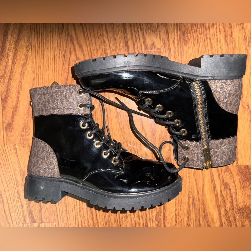 Michael Kors Boots